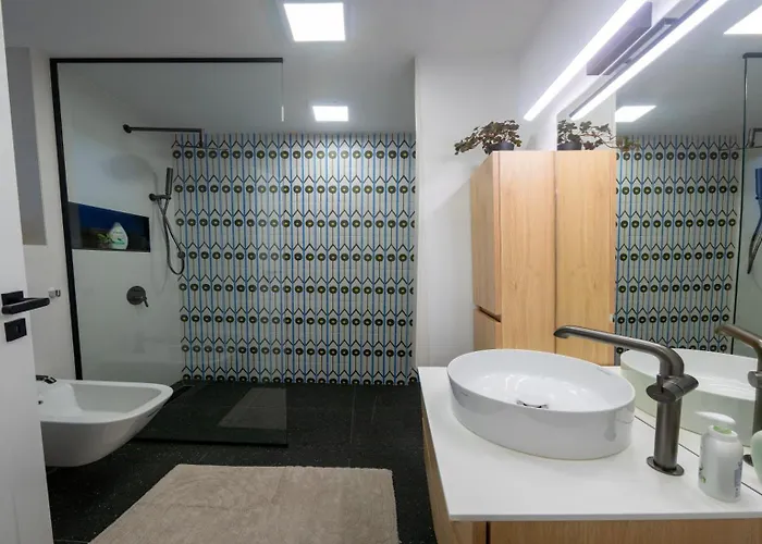 Abm - Old Town - Private Parking