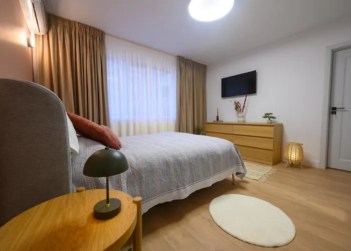 Abm - Old Town - Private Parking *